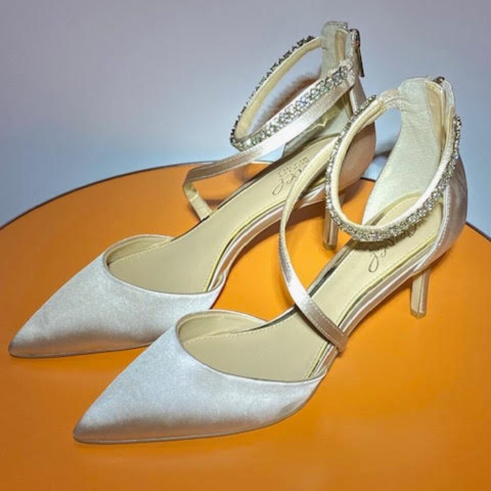 BADGLEY MISHKA - JEWEL ALAIA POINTED TOE PUMP